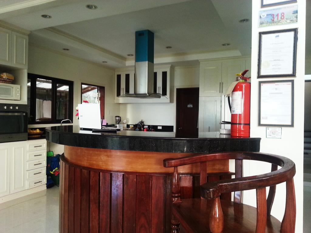 El Nido Reef Strand Resort Exterior photo